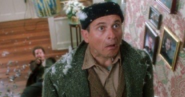 gorgeous4ew's tweet image. في مثل هذا اليوم قبل 35 سنة تم عرض فيلم 
Home Alone 🎄❤️.