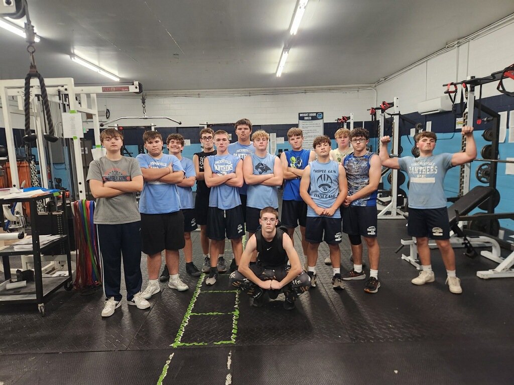 PCHS_Fball's tweet image. 13 members in the Iron Brotherhood today after-school to improve for next season while many of their teammates are working on the court and wrestling mat.  All 13 were rewarded with chocolate milk after the training session for their hard work. #PantherPride #Brotherhood #EAT