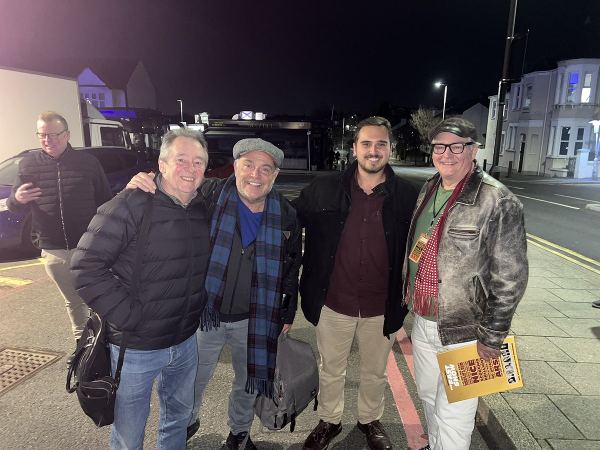 I was lucky enough to meet some of my comedy heroes at Southend’s Cliffs Pavilion tonight. 31 years since they revolutionised the sketch format, they’re just as sharp and subversive as ever!

<a href="/monstroso/">charlie higson</a>, Paul Whitehouse &amp; John Thomson are true gents - definitely meet your heroes