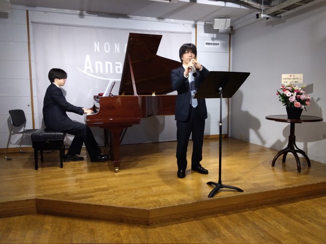 11/16日本ジュニア管打楽器コンクール受賞者コンサートがノナカ・ダブルリードギャラリーで開催されました。
2024、2025年度受賞者中8名の方が出演。
コンサートの最後には、以前に受賞され現在はフリーのプロオーボエ奏者として活躍している木原亨さんがコンサートに花を添えてくれました。