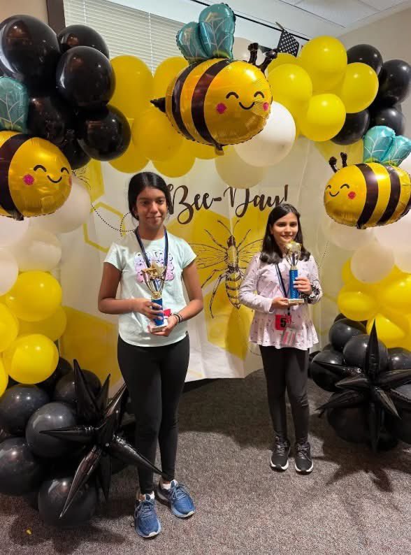 TISDOIS's tweet image. 📚✨ Our Oakcrest Spelling Bee brought out the best in our amazing students! 
Congratulations to our winners:

🥇1st place - Geetika Bajaj 
🥈2nd place - Idhika Sadasivuni  

#SpellingBeeChampions #OakcrestPride #LearningIsFun 🎊👏