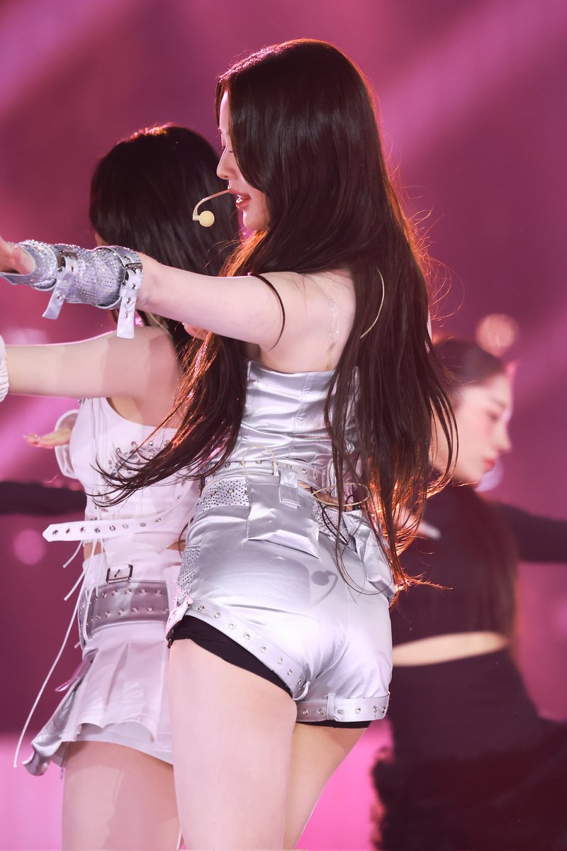 kpop_data_set's tweet image. 251115 Wonyoung ☺️🫳

Purchase full album 1800 pics ganknow.com/services/71806…

#아이브 #IVE #장원영 #JANGWONYOUNG #원영 #WONYOUNG #ウォニョン