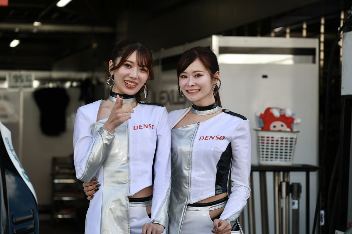 keken0728's tweet image. S耐FINAL 

新谷桐子さん（@touko19931122）
桐生もえこさん（@mamimumemoepii）

お二人とも最高すぎる美女！

#新谷桐子 #桐生もえこ
#apr #aprVictoria #aprRacing 
#スーパー耐久 #S耐