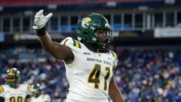 St55yy's tweet image. Blessed to be offered by Norfolk state!!!!!
@CoachDrewDallas @CoachK_HutchFB