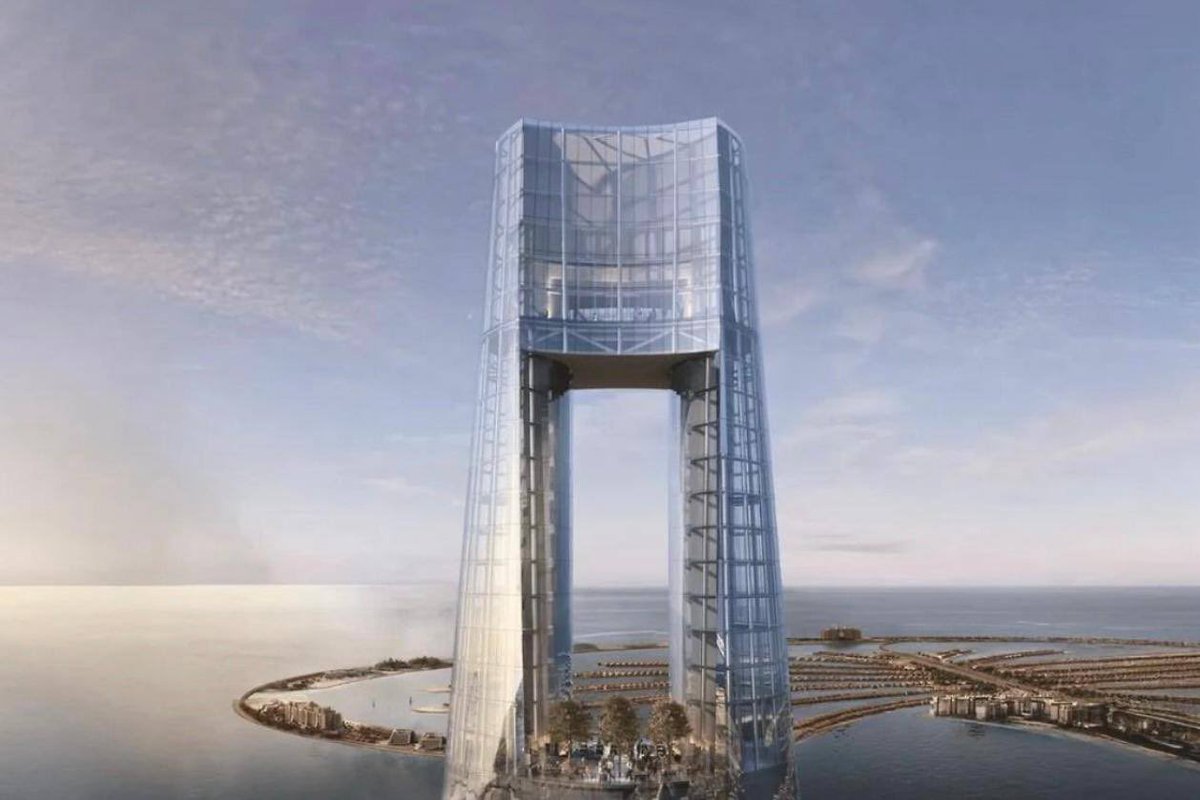 Харьцуулж үзээрэй! Харамсаад ч үл барна!

Дэлхийн хамгийн өндөр зочид буудал Дубайд нээгджээ. Ciel Dubai Marina барилга нь 377 метр өндөр. Зөвхөн зочид буудал нь 82 давхар, 1004 өрөөтэй. Барилгын ажлын өртөг ойролцоогоор 544 сая ам.доллар❗️бөгөөд нэг шөнийн үнэ 400 ам.доллараас