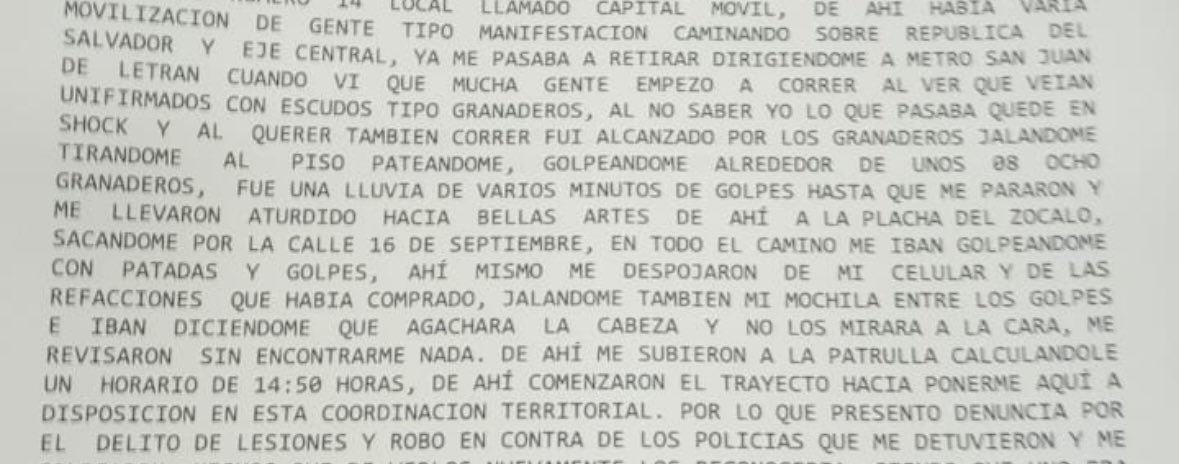 Acabo de ver las fotos de uno de los jóvenes detenidos y golpeados.

No la comparto porque él está en prisión y no sé si le gustaría que lo hiciera, pero es una barbarie cómo los granaderos los atacaron.

Una cosa es su respuesta en el Zócalo y otra ponerse a perseguir y