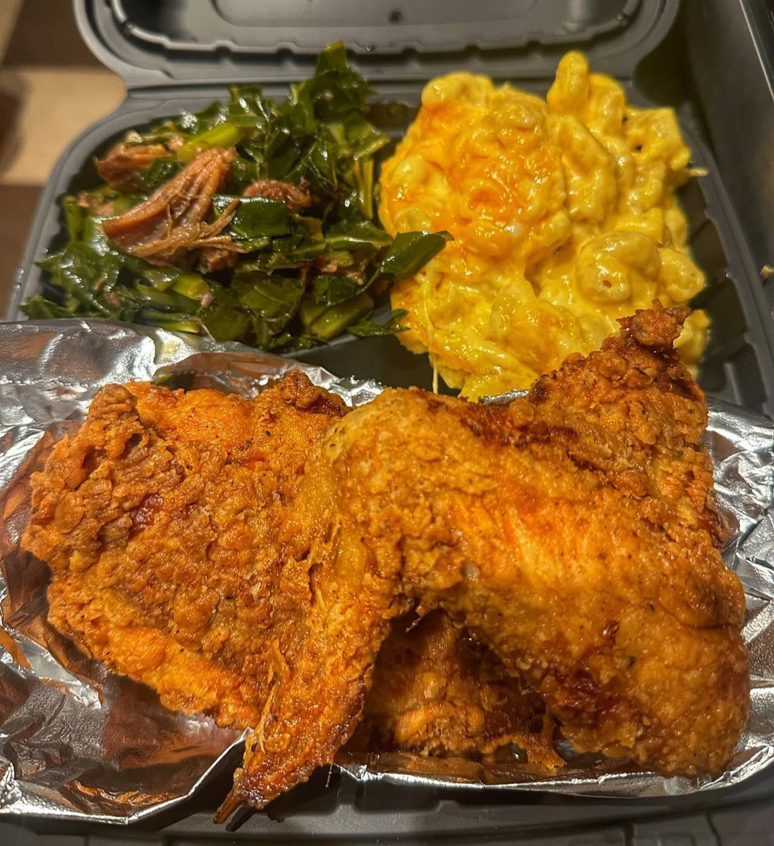 A little chilly today but took the Day off to hit balls. 🤣 I wouldn’t call it golfing, but i did hit balls. Then grabbed an A+ meal 

#GoodDay