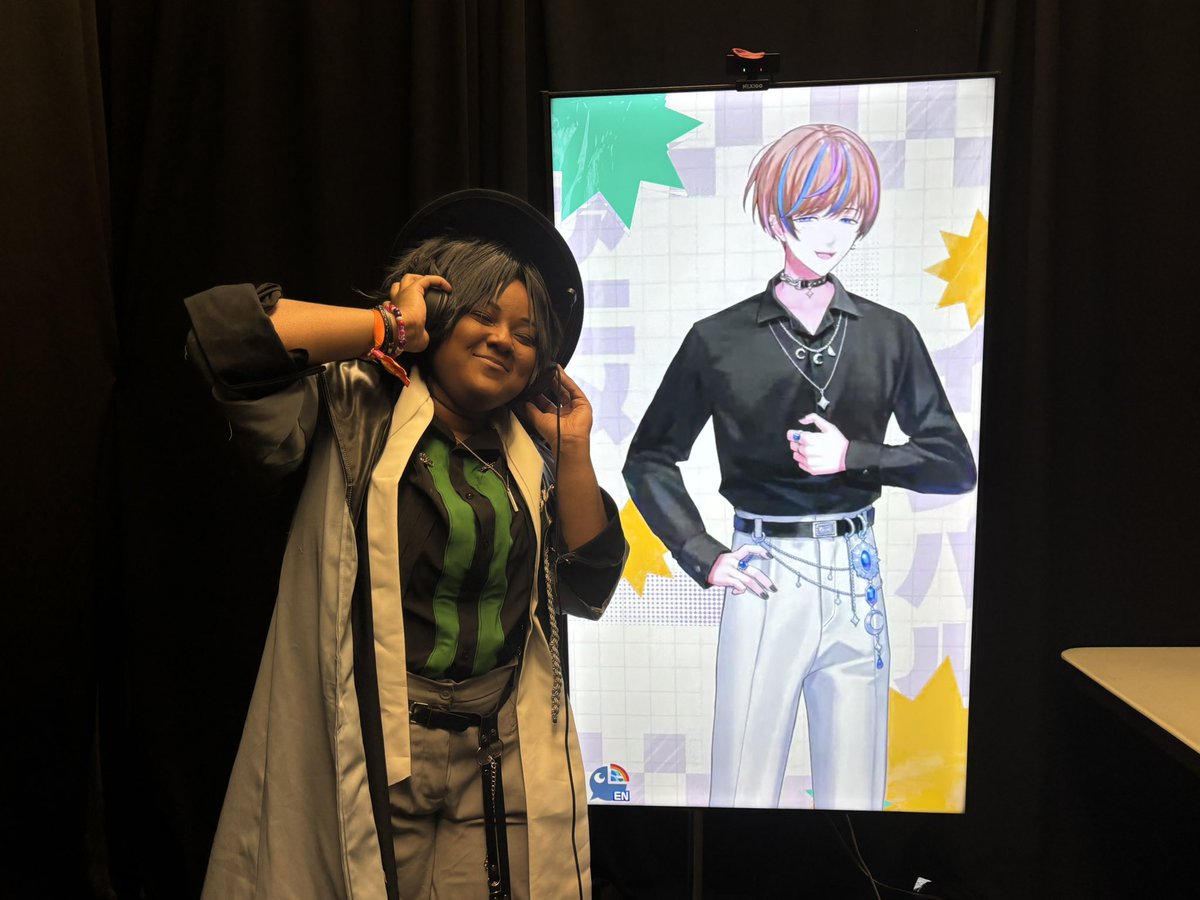 Seible!!! This guy caught me off guard so bad but he was such a great chat! Calling him my favorite creature got a funny convo and I was glad I got to tell him about my dance performance with his cover! #せいぶるみて #ANIMEImpulseDAL2025 #Seible