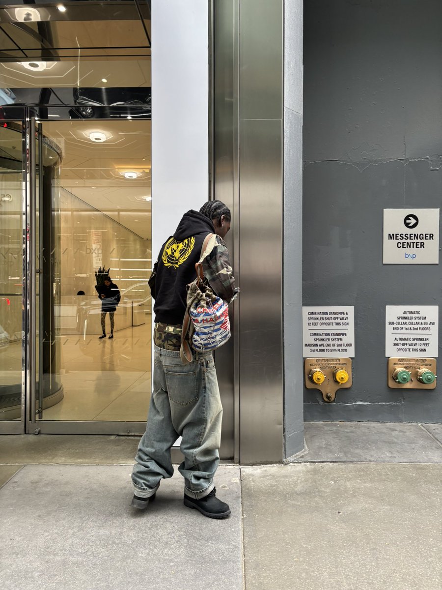 Bruce Ray (@raycondones) on Twitter photo 