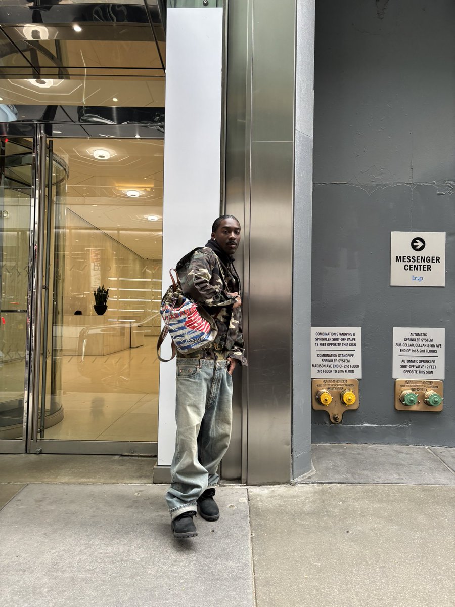 Bruce Ray tweet media