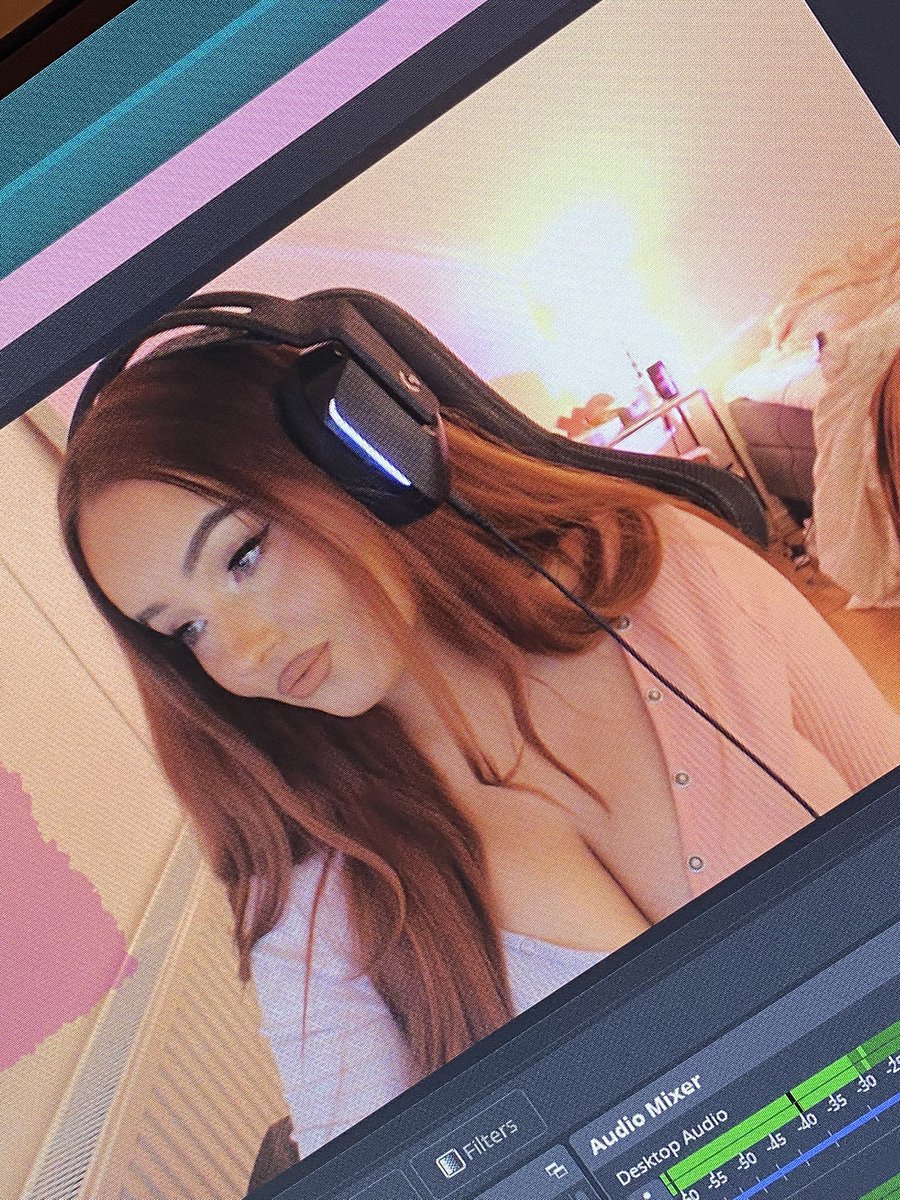 RAYEROSE_'s tweet photo. live 💕 https://t.co/nMCnBThfoI https://t.co/uJU5noslai