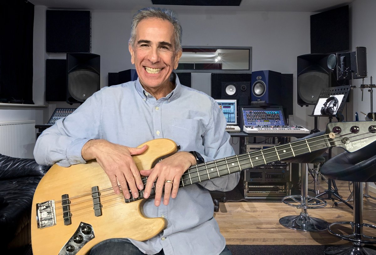 ForBassPlayersOnly tweet media