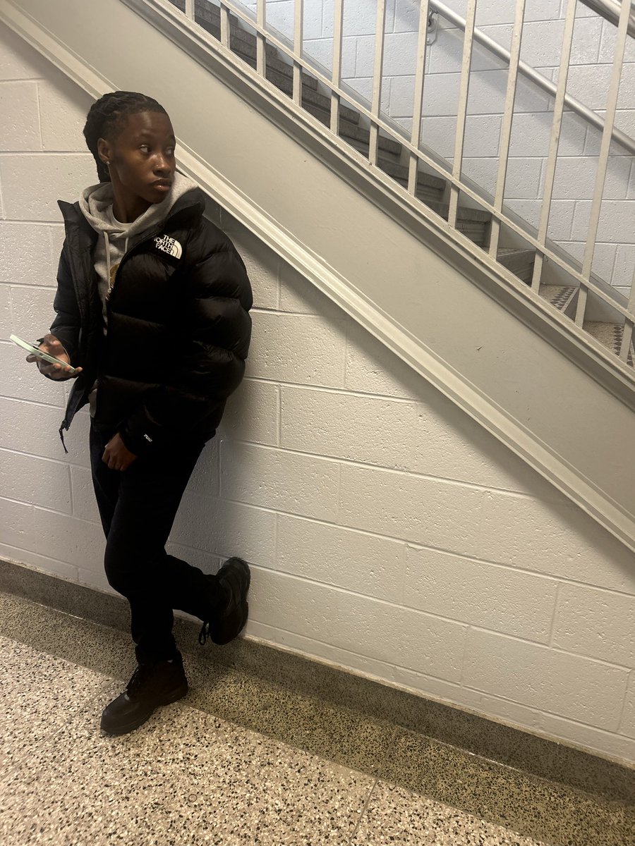 Yall missed me? Im rey go back MIA