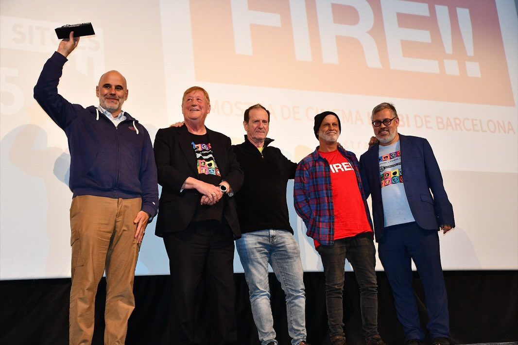 ❤️ Màxima felicitat pel reconeixement d’<a href="/endimaris/">Festival de Cinema LGTBIQ+ Endimaris Sitges</a> pels 30 anys de la #MostraFire, primer festival de cinema LGTBIQ+ de l’estat 🌈

Seguim fent camí i compartir-lo amb certàmens com el vostre (i amb l’estimat públic) ens omple d’alegria i força! 🙌🏼 <a href="/CasalLambda/">Casal Lambda</a>