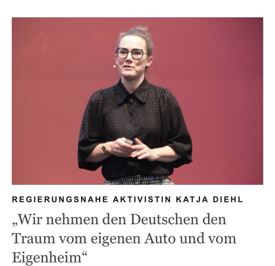 __Aufwachen__'s tweet image. #NerverForget