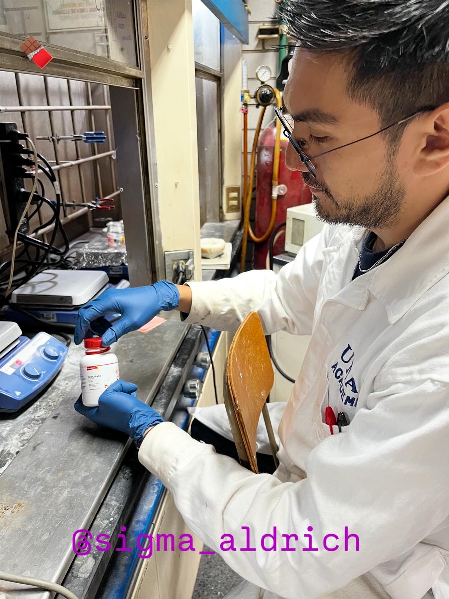 JimenezLab1's tweet photo. Gracias por los chocolates @SigmaAldrich @SigmaAldrich_Mx https://t.co/Yjx65iE5JC