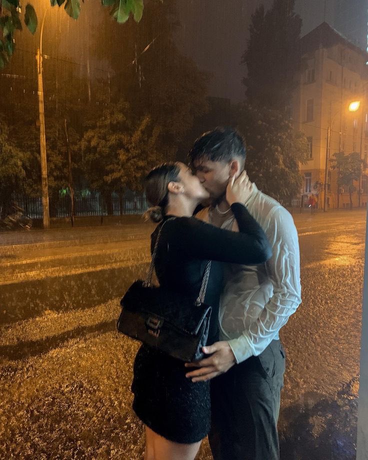 Ester Expósito (@expositoflix) on Twitter photo 