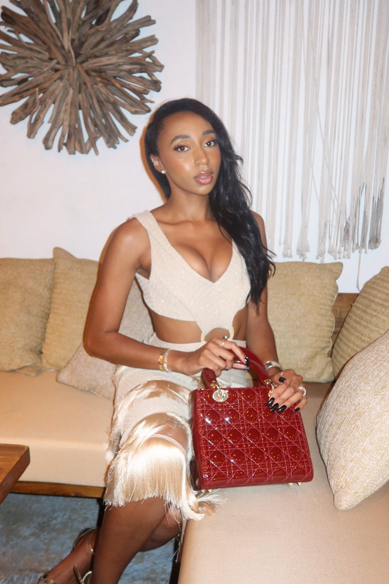 thyrobin's tweet image. #grown &amp;amp; #sexy