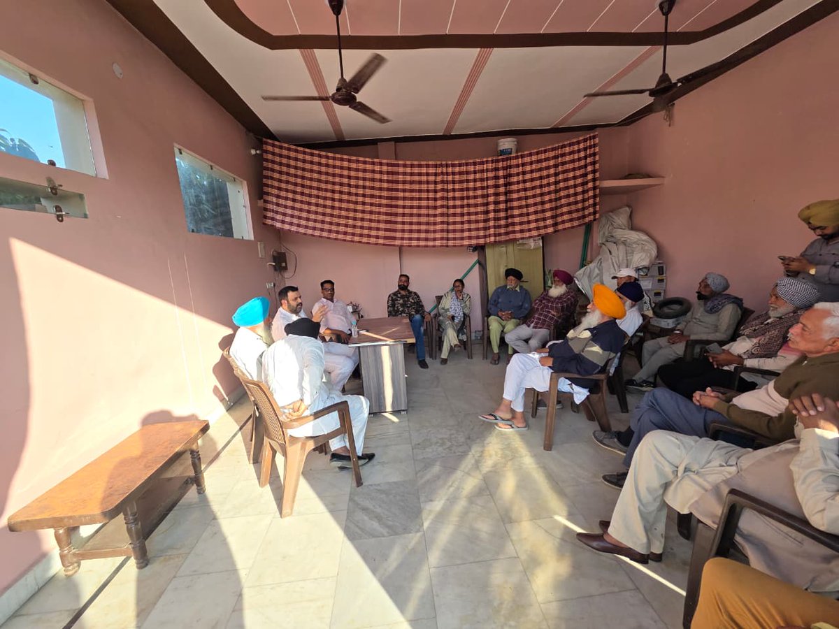 gurtejpannu55's tweet image. ਬੀਤੀ ਦਿਨੀਂ ਹਲਕਾ ਗੜ੍ਹਸ਼ੰਕਰ ਦੇ ਪਿੰਡ ਮੁੱਗੋਵਾਲ ਵਿਖੇ ਲੋਕ-ਮਿਲਣੀ ਕੀਤੀ ਅਤੇ ਲੋਕਾਂ ਦੀਆਂ ਸੱਮਸਿਆਵਾਂ ਨੂੰ ਸੁਣਿਆ। ਮੈਂ ਸਦਾ ਆਪਣੇ ਲੋਕਾਂ ਦੇ ਨਾਲ ਹਾਂ ਅਤੇ ਉਨ੍ਹਾਂ ਦੀ ਭਲਾਈ ਲਈ ਸਦਾ ਵਚਨਬੱਧ ਹਾਂ।

#congress #GurtejSinghPannu #Garhshankar #Punjab