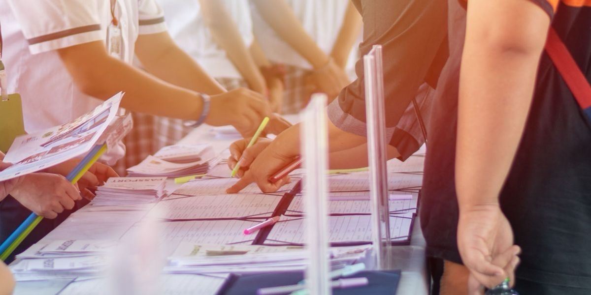 COMAPMath's tweet image. ⏰ It’s time to register for the MCM/ICM #MathModeling contest! Teams of up to three students address one of six problem choices over the period of the contest weekend. Are you ready for the challenge? 

🗓️ Jan 29-Feb 2, 2026 
🔗 mcmcontest.org

#Math #STEM #MathContest