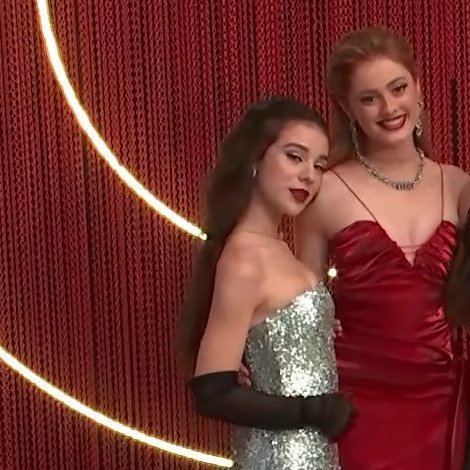 crislivista's tweet image. Evelyn Hugo y Celia St James (que me perdone Claudia por recortarla) #crisvia #otdirecto10n