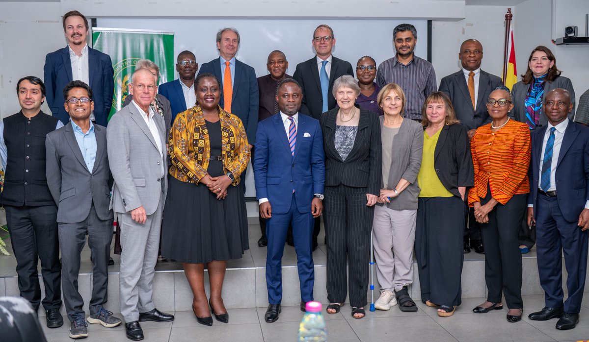 Today, the Alliance for Health Policy and Research Board Members, led by Hon Helen Clarke, paid a courtesy visit to <a href="/KMAkandoh/">Kwabena Mintah Akandoh</a> Minister <a href="/mohgovgh/">Ministry of Health, Ghana</a>.

They discussed ongoing health reforms in Ghana &amp; opportunities to strengthen evidence-based health policy &amp; research integration.