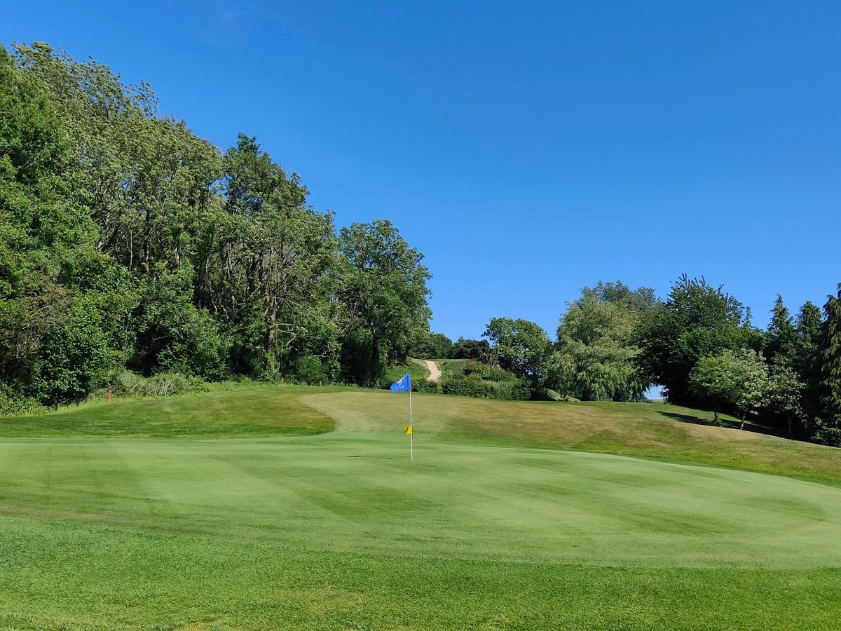 Cotswold Edge Golf tweet media