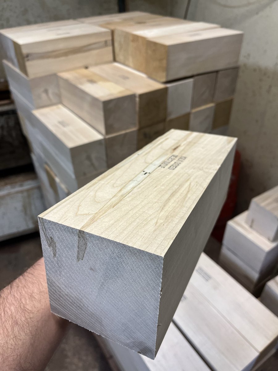 gotwoodLLC's tweet photo. Added 4 x 4 select maple spindles as well as a few curly maple and ambrosia maple pieces! Get em while they last !!!!

https://t.co/PYJPURMDAD https://t.co/MlmIq63Rjv