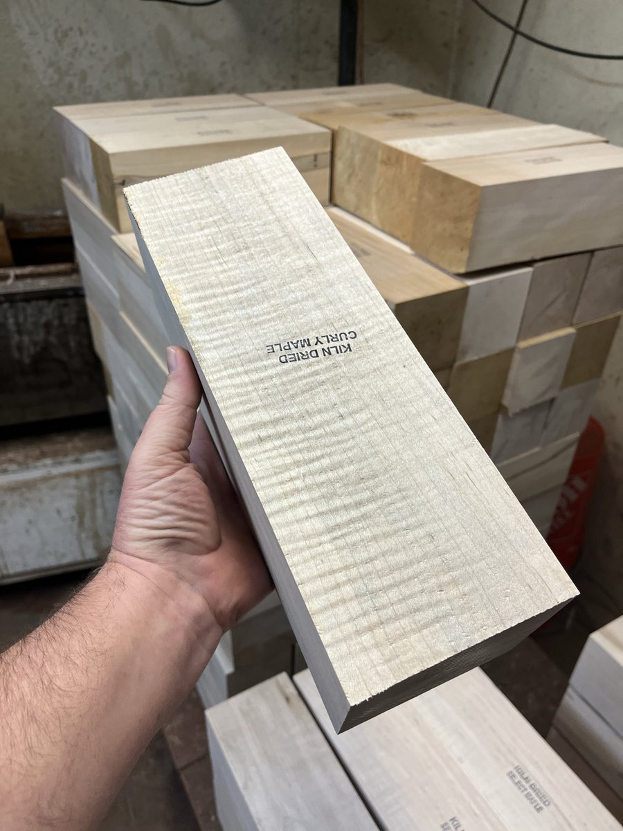 gotwoodLLC's tweet photo. Added 4 x 4 select maple spindles as well as a few curly maple and ambrosia maple pieces! Get em while they last !!!!

https://t.co/PYJPURMDAD https://t.co/MlmIq63Rjv