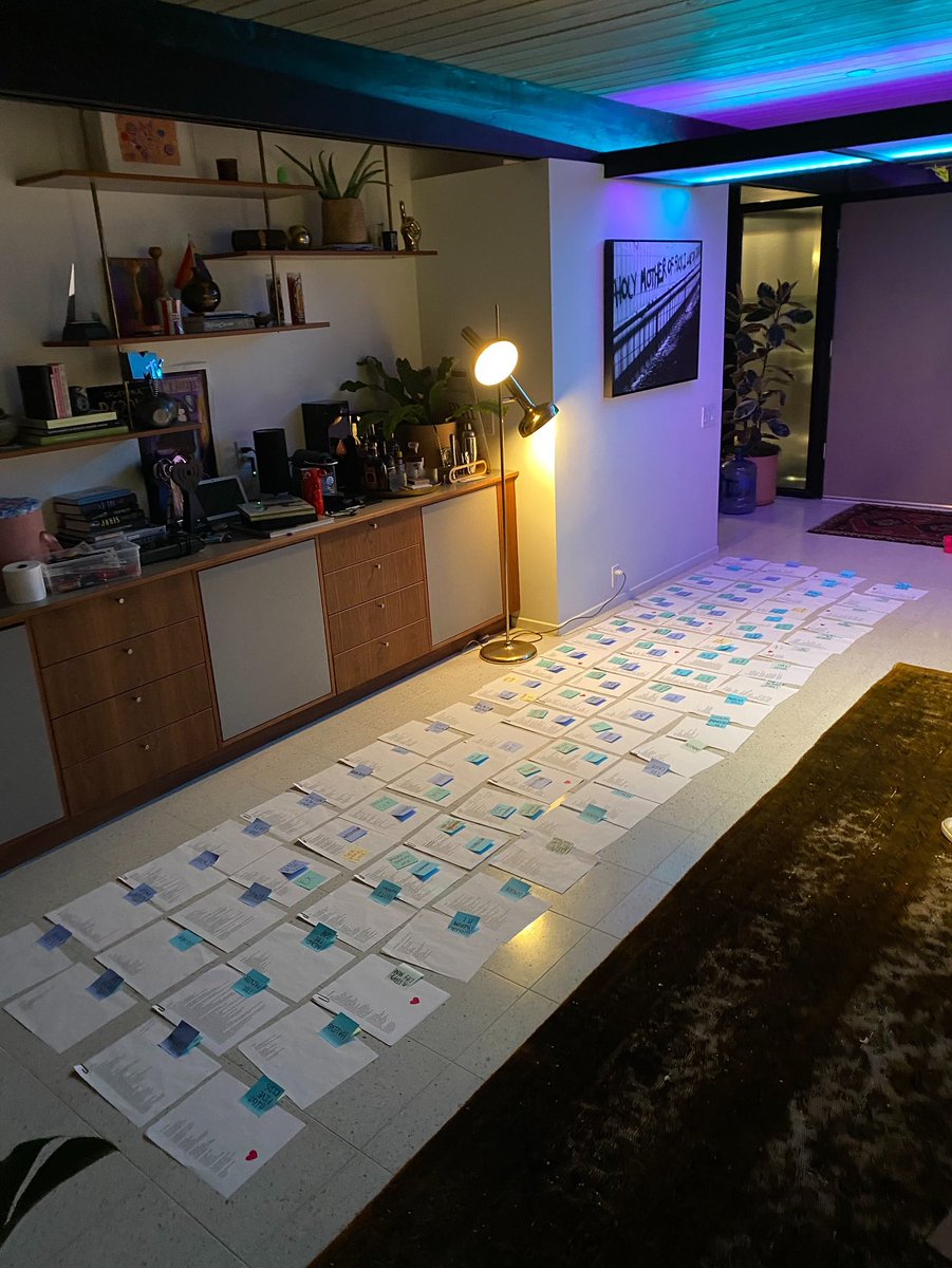 haIseylq's tweet image. Halsey via Instagram: “Happy 5th birthday to my first New York Times Bestseller. Thank you to everyone who brought this little baby home.

“I Would Leave Me If I Could” reminds me of BADLANDS, in a way.“