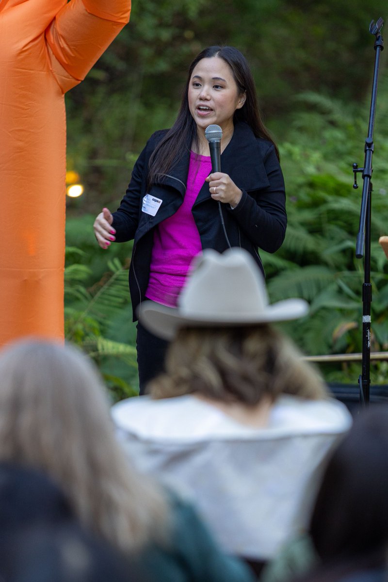 CM_Austin's tweet image. Each month, we give members of our community a chance to take the stage and give a 30-second pitch about a personal project. We call them “espresso shots.”
Want to take your shot at our next event? Email us at Austin(at)CreativeMornings(dot)com. #CMespressoshot #CMsoft #CMATX