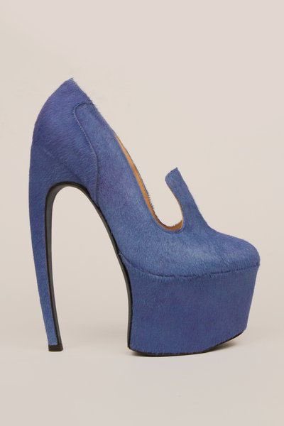 Cassie wearing fw2011 Mugler by Nicola Formichetti heels