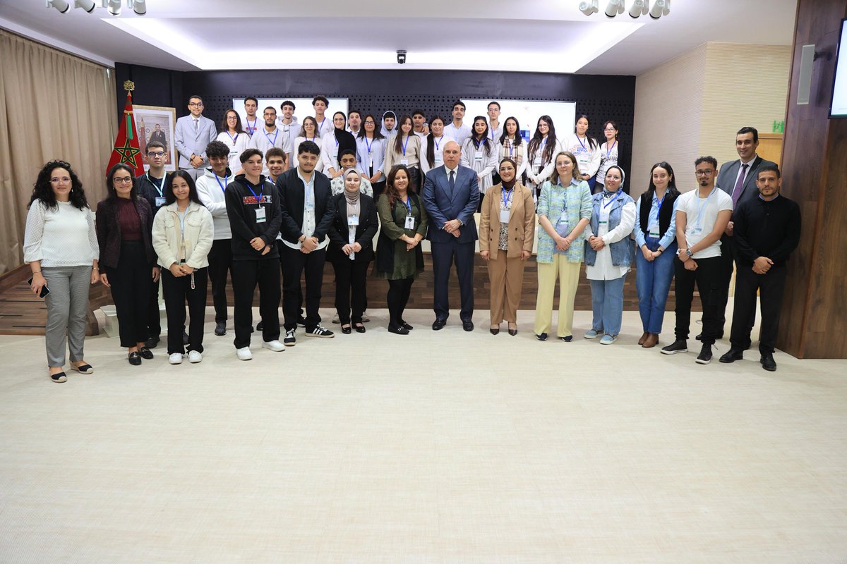 CESEMaroc's tweet photo. Dans le cadre de l’ouverture continue du CESE sur les différentes expressions de la jeunesse marocaine 🇲🇦, M. Younes Benakki, Secretaire général du #CESE, a reçu un groupe de stagiaires issus d’établissements de l'#OFPPT. 👇👇
https://t.co/hDFarZQQvO https://t.co/3T3c7Zx9j7