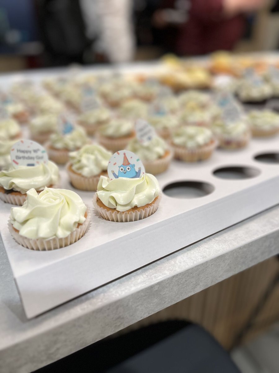 _gauravgahlot's tweet image. It’s been a little over 2 weeks since I moved to #Berlin and I&apos;ve already attended 2 meetups - one for #Rust and other one for #Go. I met some amazing people and I look forward to seeing you again.

Thank you @FerrousSystems  and @upvest for being such an amazing #host. Cheers🍻