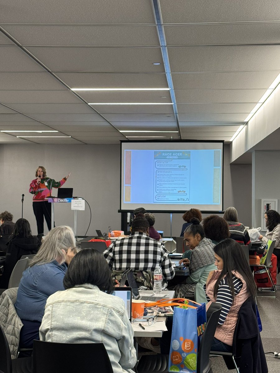 DallasReads's tweet image. Great day of collaboration with library media services teaching them how to support students and teachers using our PACE active reading strategy.