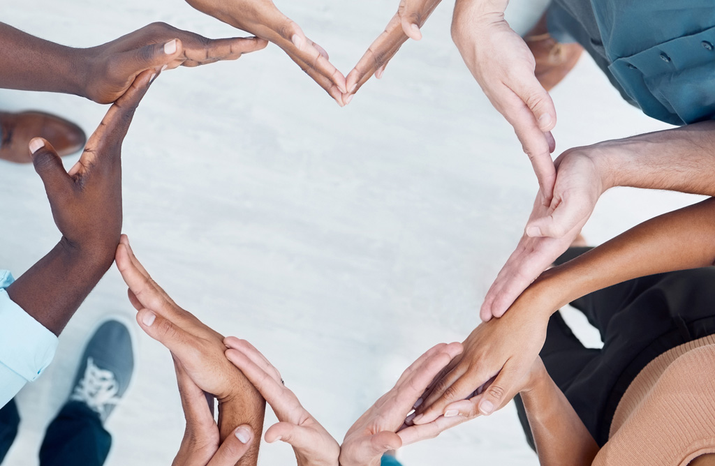 WPIinsights's tweet image. If mega-gifts ebb, look to the many. WPI research finds giving circles bring in new &amp;amp; different donors and fund smaller, local orgs—while women’s giving has been relatively resilient over time. Read → tinyurl.com/y523mwpp  #CollectiveGiving #WomenGive