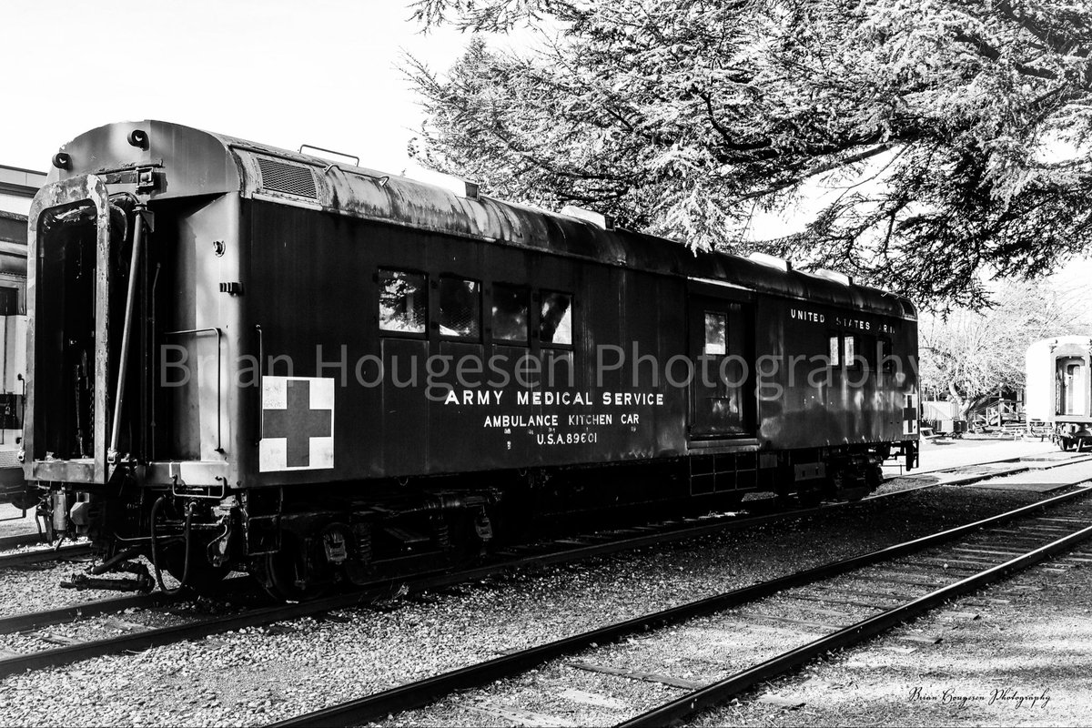 briHouges's tweet image. Old vintage train.  Military hospital