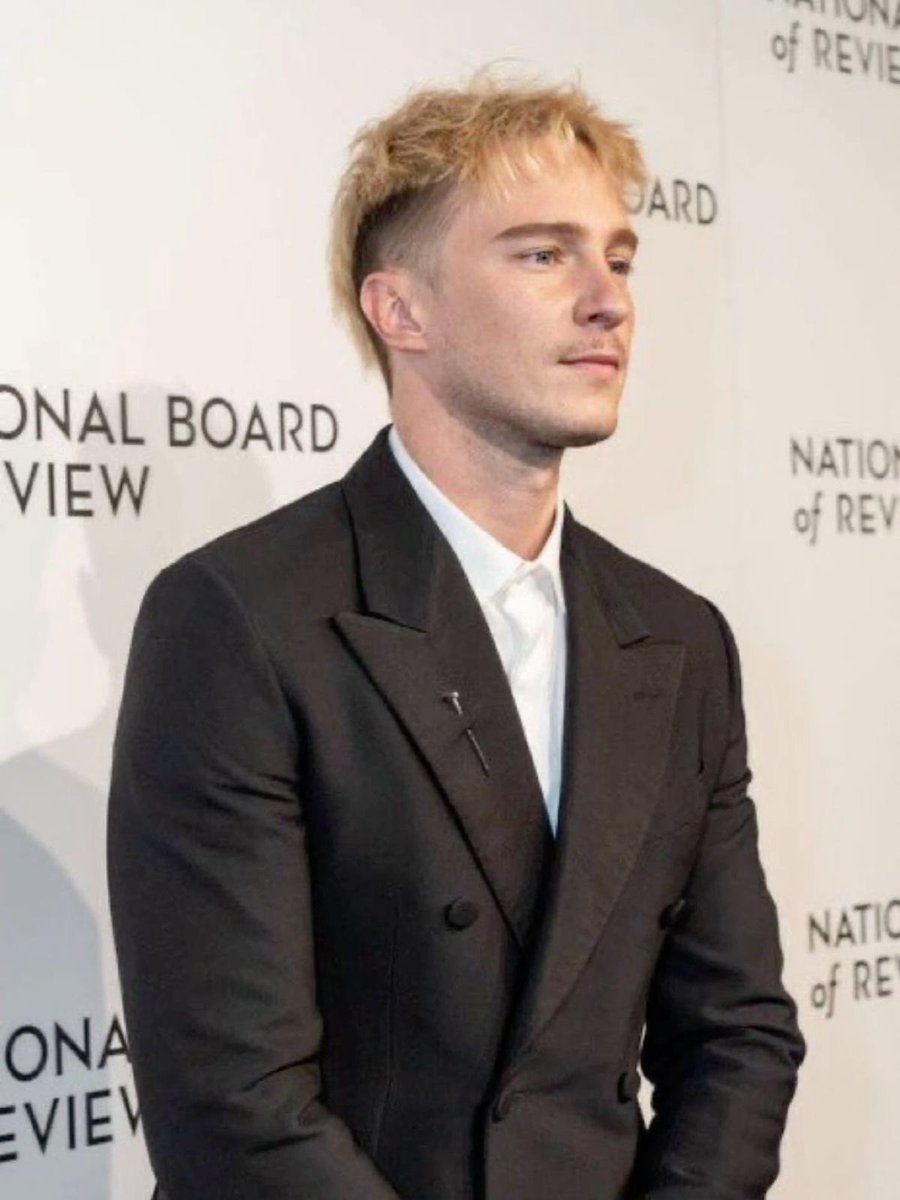 starkeybfs's tweet image. Guys. look at him in this photo. He looks so yummy