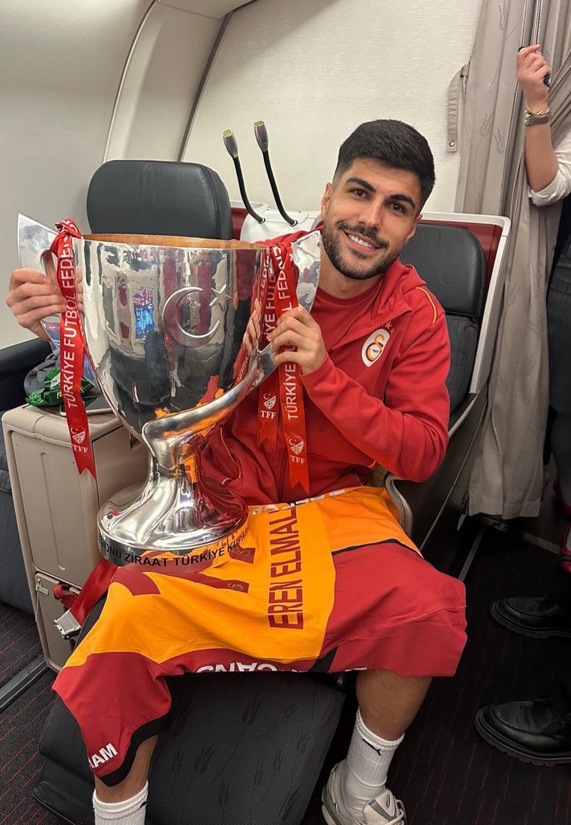 iyi günde de kötü günde de. 
#YanındayızErenElmalı