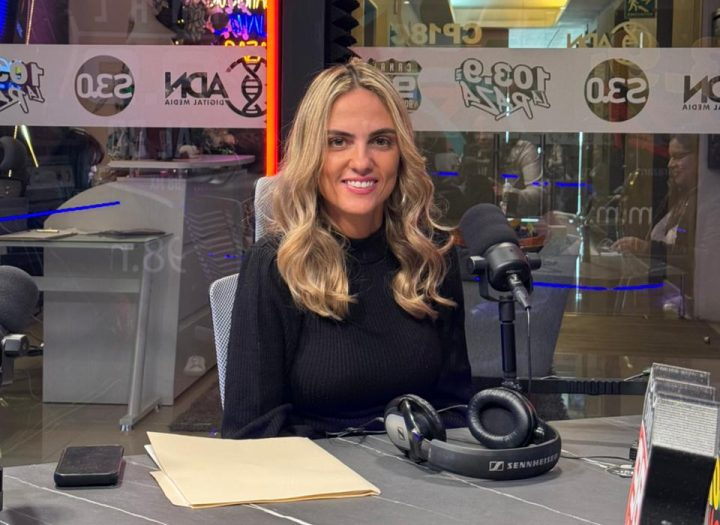 🗣️#ENTREVISTA "Es un presupuesto más enfocado al pasado que a la construcción del futuro": <a href="/TaniaPalaciosK/">Tania Palacios</a> 

En entrevista para “Desde la una”, la legisladora resaltó que “1.6 pesos de cada 10 pesos del presupuesto se van para pagar los intereses de la deuda”.

👉