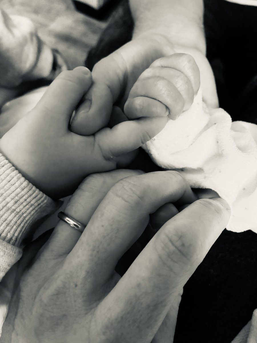 Mark Lowen tweet media