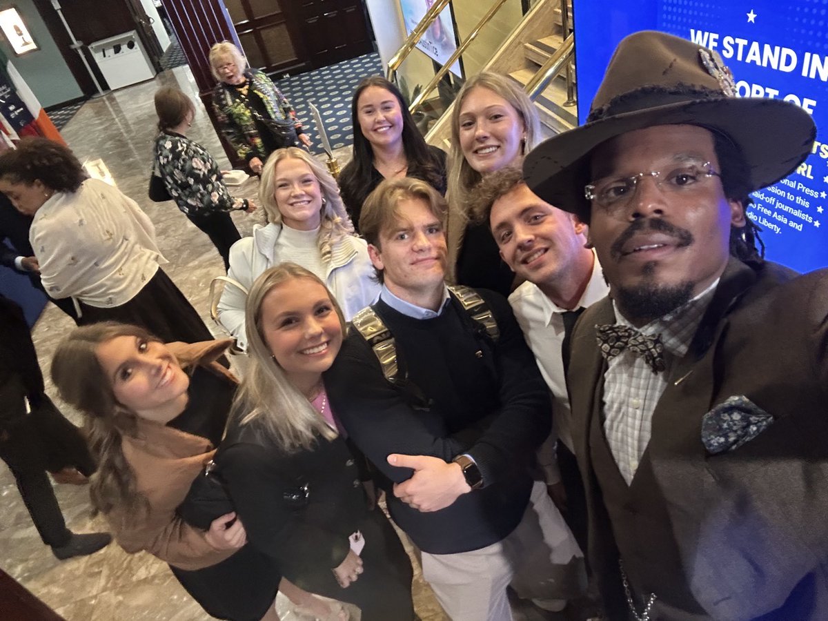 UT School of Journalism and Media tweet media