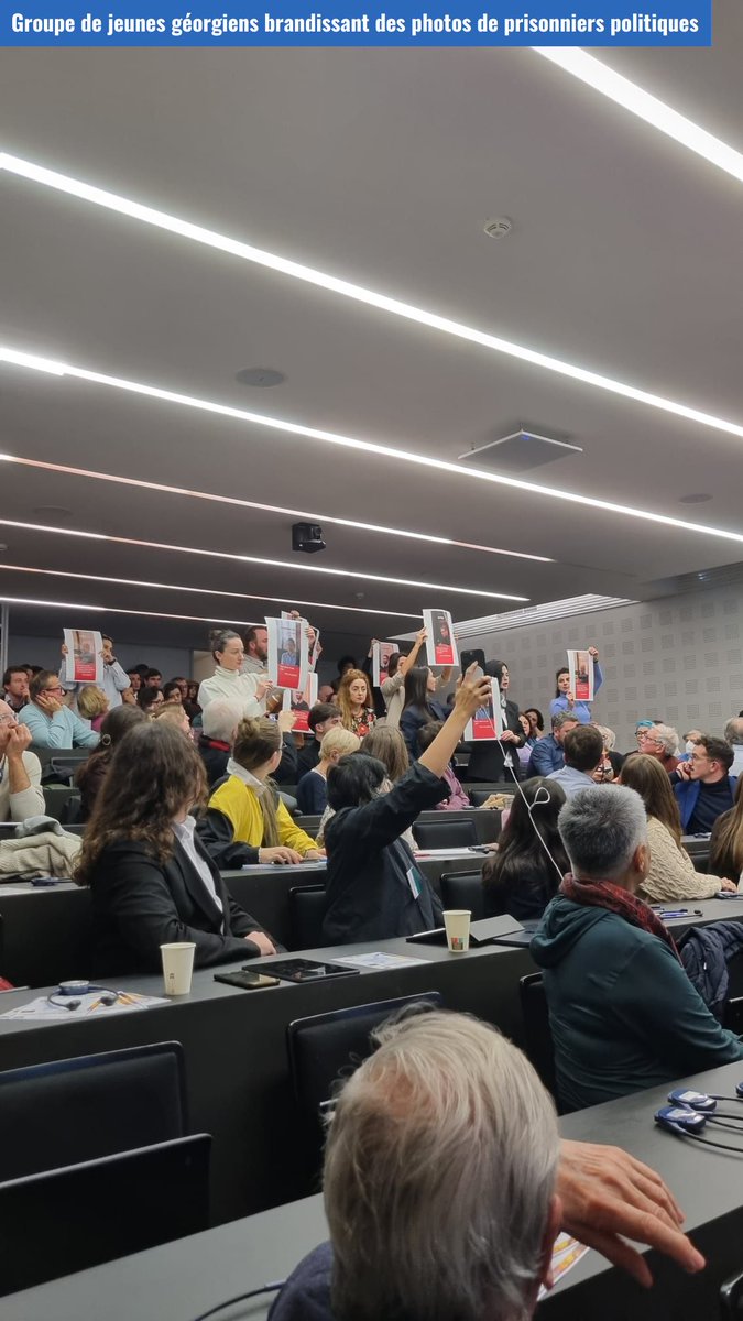 NetworkForDemoc's tweet photo. Retour en images sur le débat public de l’AEEP « Qui a peur des droits humains ? » (6/11/25)

Un grand merci aux intervenants et au public pour leur participation à ce débat !

Pour le visionner, cliquez sur les liens suivants :
- https://t.co/HkdHKkLhtN
- https://t.co/my6OmAQ0jz https://t.co/NVqRMD2PZ1
