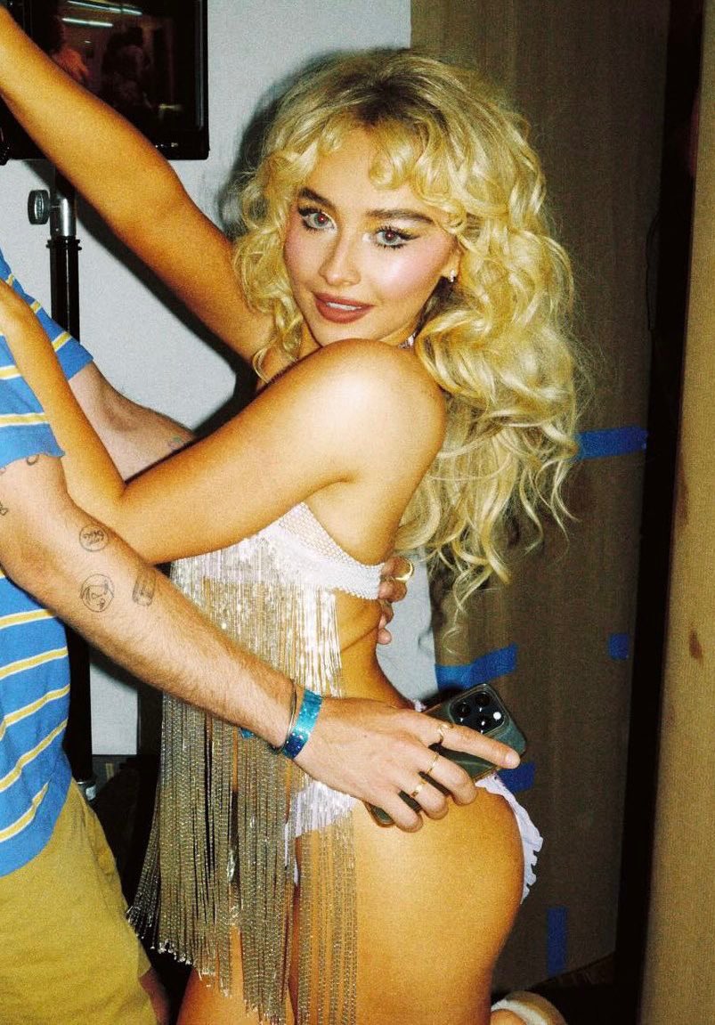 locketheme's tweet image. unreal