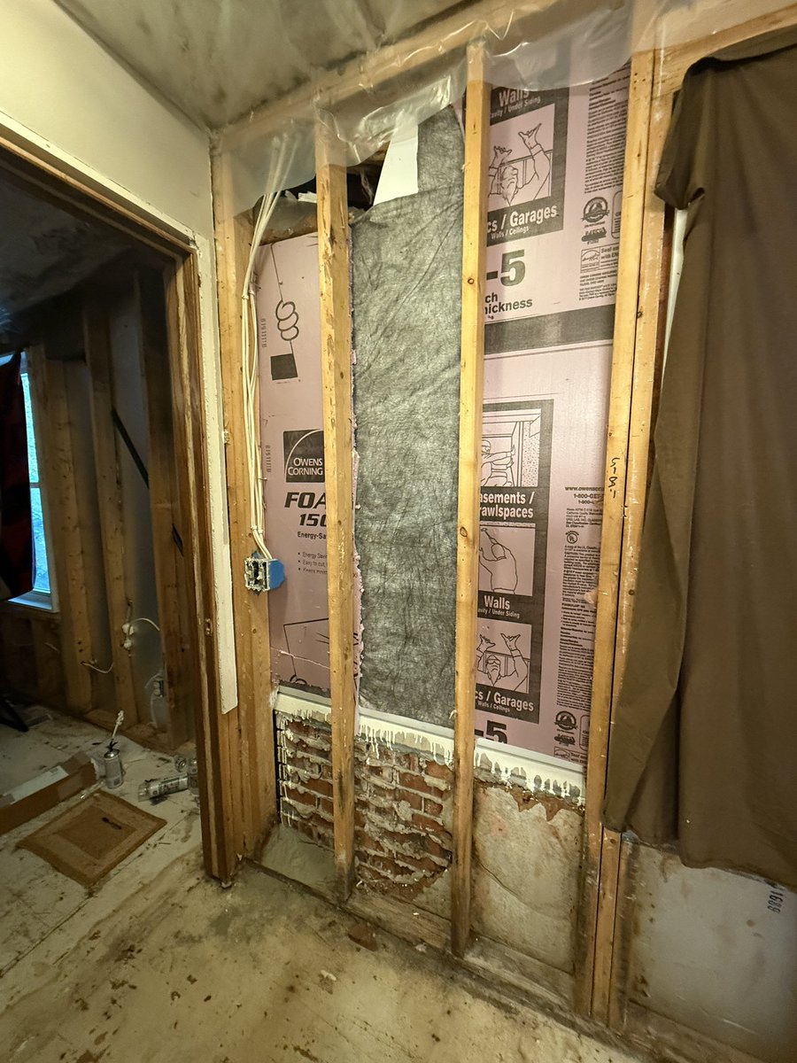 OneToad4u's tweet image. Shoutout to AMFAM for redefining &apos;insurance&apos; as the art of collecting premiums while mastering the vanishing act when it’s time to pay claims. 🪄 #MagiciansOfCoverage #ThanksForNothing