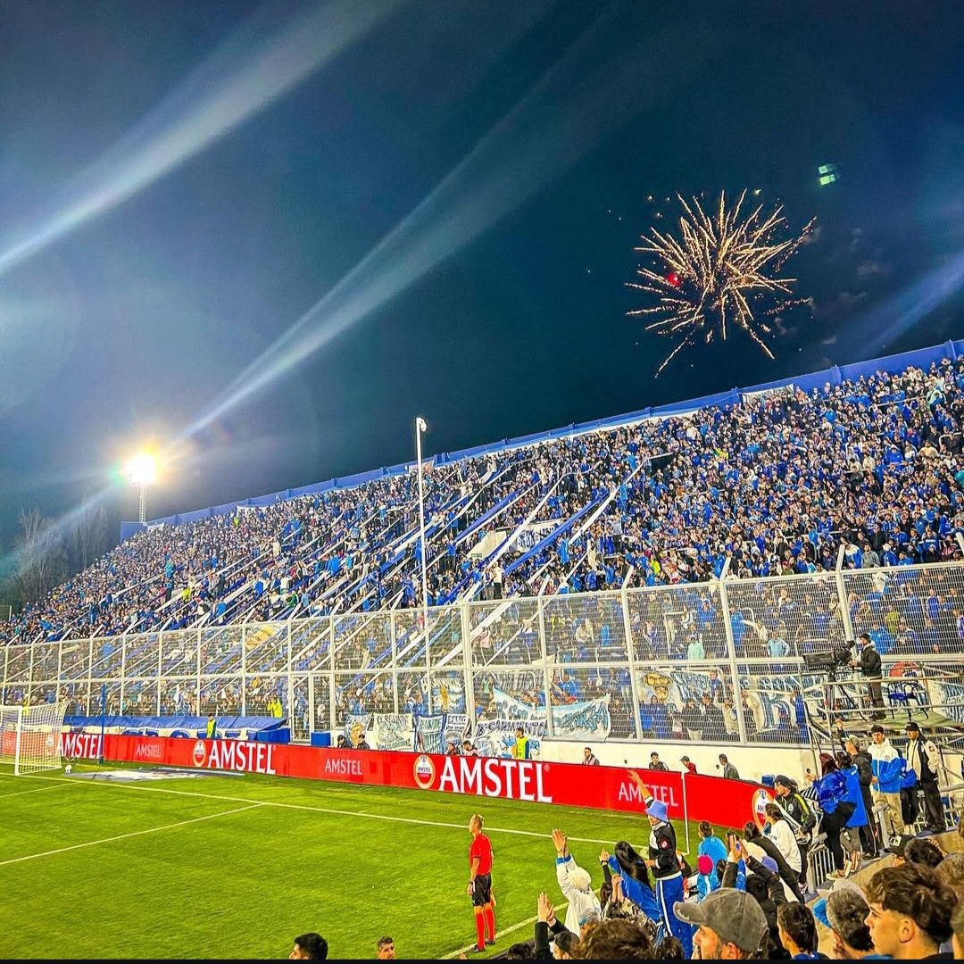 ContiGonza's tweet photo. #GodoyCruz 
Espero que al menos sean dignos y no hagan estupideces por estar desesperados. Se hubieran ocupado antes de no llegar a este punto. 
El partido contra Riestra se tiene que jugar en el Feliciano Gambarte y que pase lo que tenga que pasar.
Dan vergüenza.