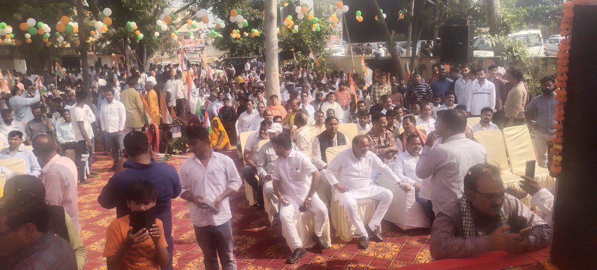 “लौह पुरुष” सरदार वल्लभ भाई पटेल जी की 150वीं जयन्ती अभियान के क्रम में आज जनपद अमेठी के तिलोई विधानसभा में हनुमान मंदिर शाहमऊ से विकास खण्ड बहादुरपुर तक आयोजित सरदार<a href="/150/">150</a>“एकता यात्रा” में हजारों की संख्या में जनमानस सम्मिलित हुआ।