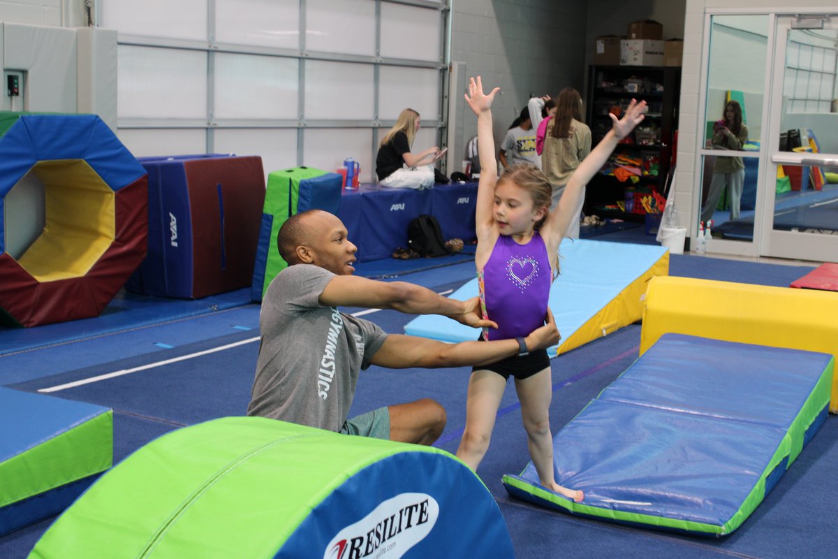 We are hiring Early Childhood Daytime Gymnastics Instructors starting at $16/hr! 

Learn more and apply for this position: napervilleparks.isolvedhire.com/jobs/1632333