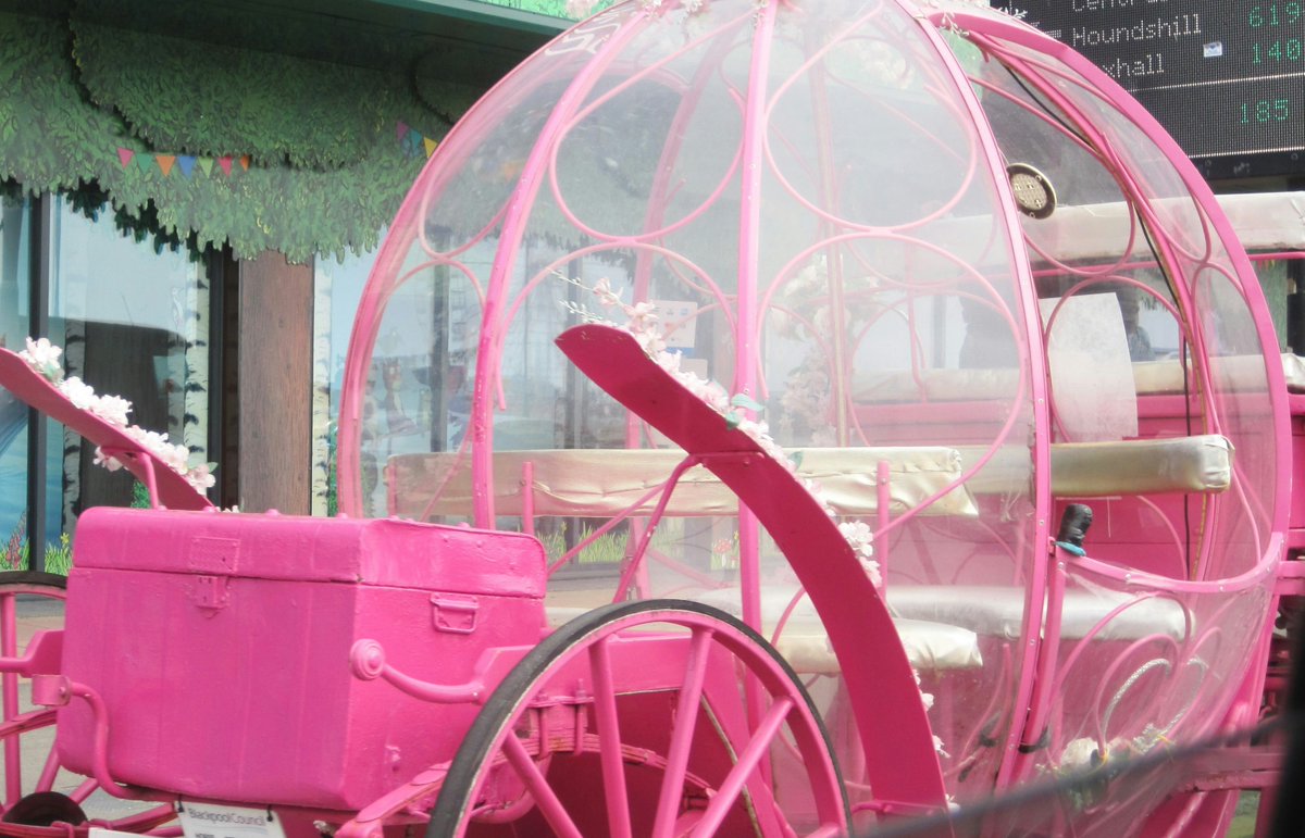 Your carriage awaits✨