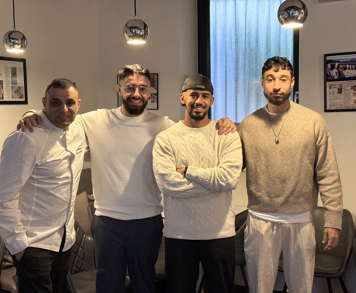 AmarVolte's tweet photo. Peut être la meilleure vidéo que j’ai tourné de ma vie avec le chef Karim Boukhari et les freros @ilyescanor69 @Fares_LPF 

Restez branchés c’est juste wooooow https://t.co/33P4hoV8Ey